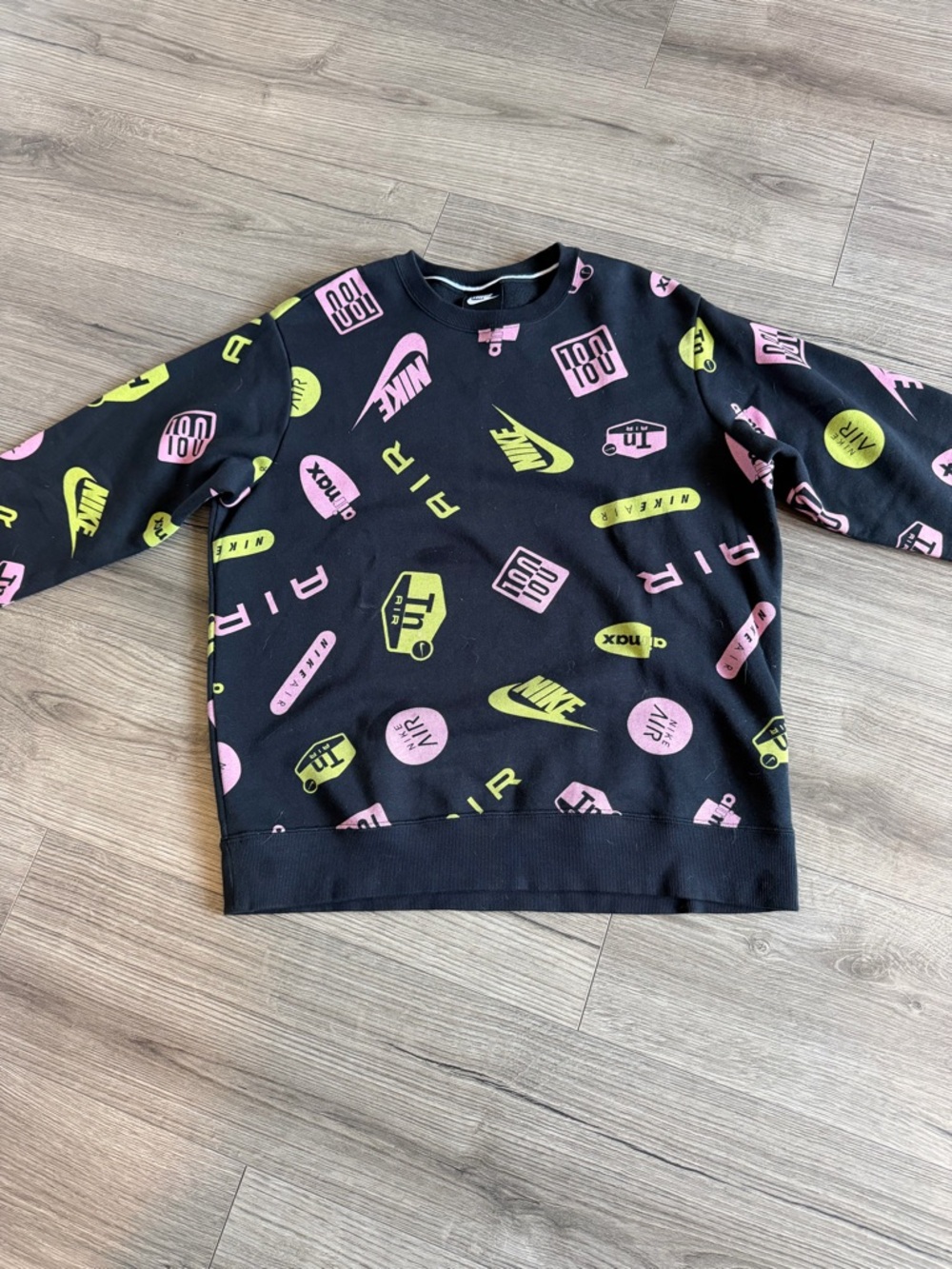 Nike Black Sweatshirt with White Tag Logo